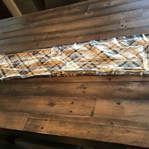 Nordstrom silk, shiny gold neck scarf, new condition